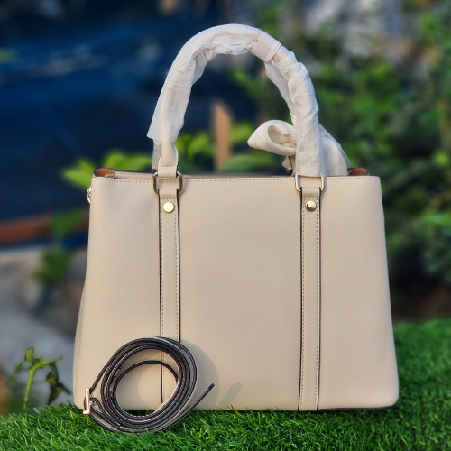 China ✨ Classic – Premium Ladies Handbag ✨ (of-white)